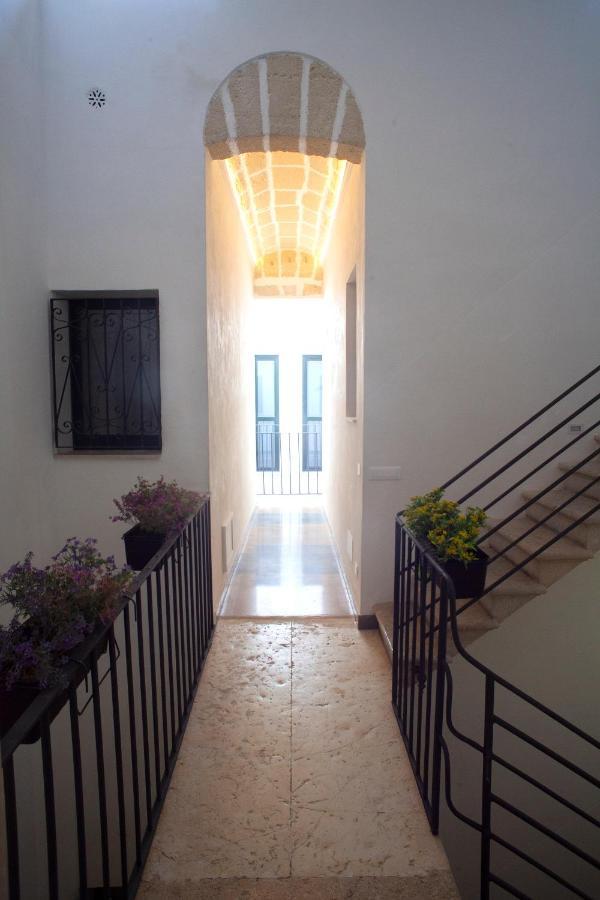 Case Vacanze "Residenze Trapanesi" Trapani Kültér fotó