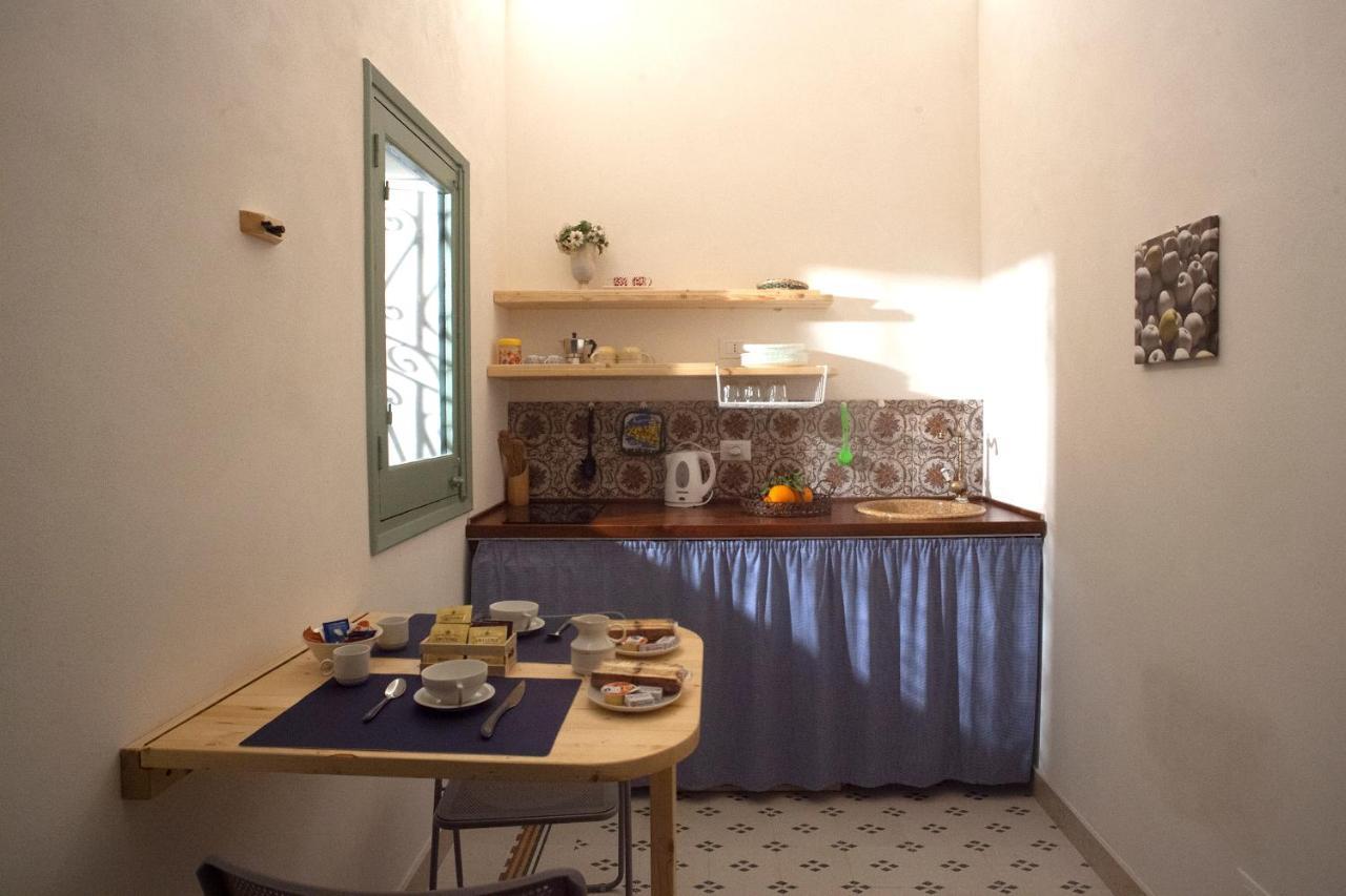 Case Vacanze "Residenze Trapanesi" Trapani Kültér fotó